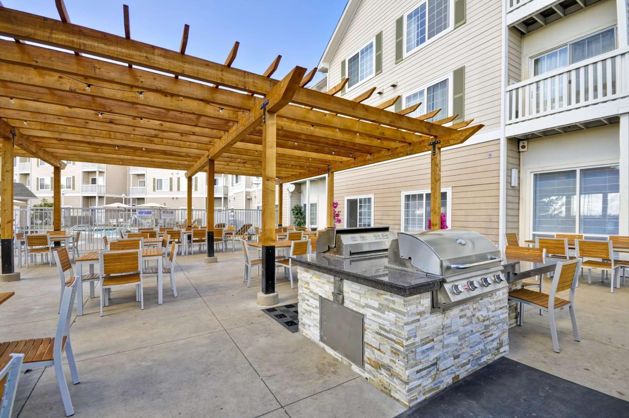 Homewood Suites By Hilton - Oakland Waterfront Buitenkant foto
